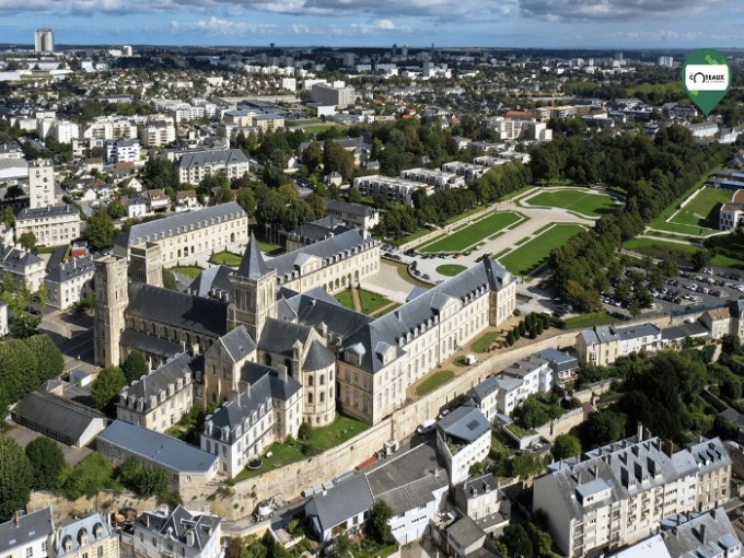 Vue aérienne de la ville de Caen